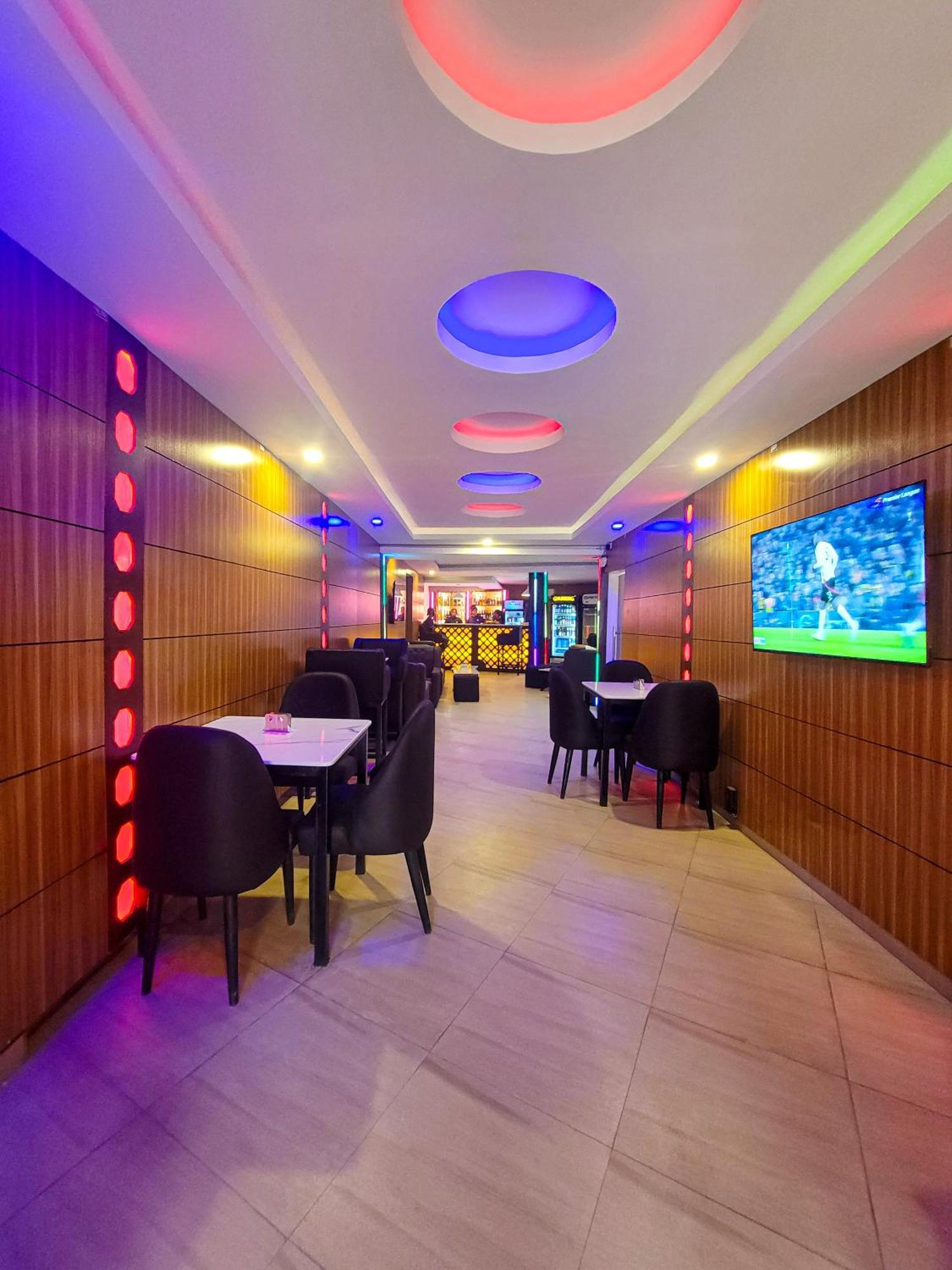 Presken Hotels Alade Avenue Ikeja Exterior photo